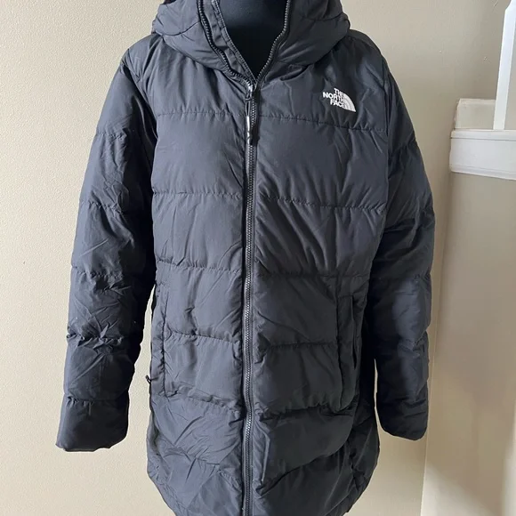 The North Face Black Hooded Puffer Jacket - Picture 2 of 4